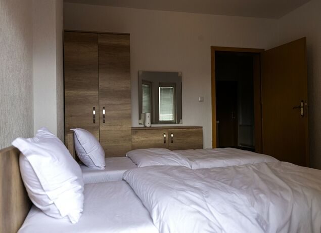 Imagen de la habitación del Hotel Park, Pristina. Foto 8