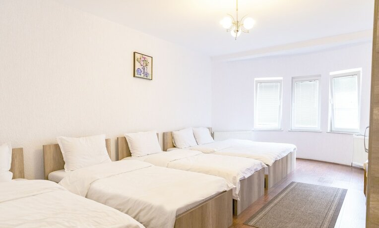 Imagen de la habitación del Hotel Park, Pristina. Foto 16