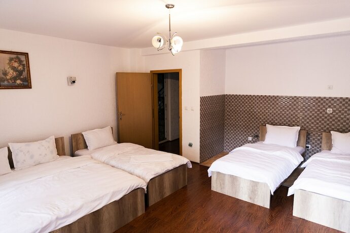 Imagen de la habitación del Hotel Park, Pristina. Foto 17