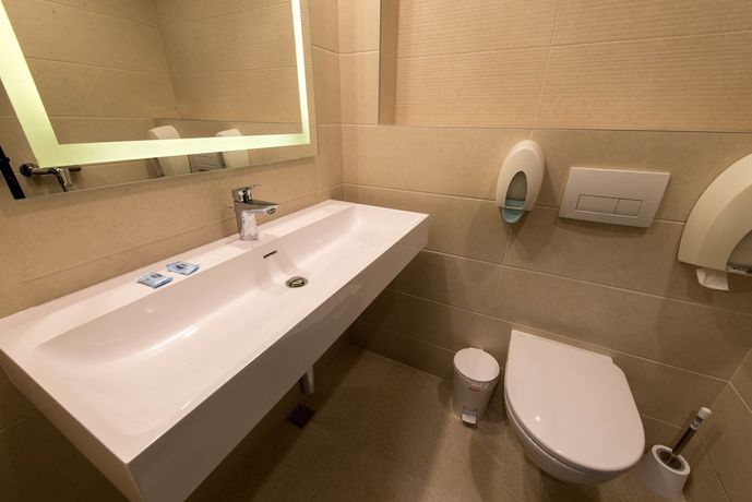 Imagen de la habitación del Hotel Park RAYA Garden. Foto 7