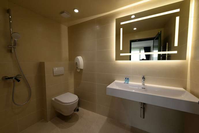 Imagen de la habitación del Hotel Park RAYA Garden. Foto 8