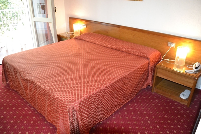 Imagen de la habitación del Hotel Park Ravenna. Foto 3