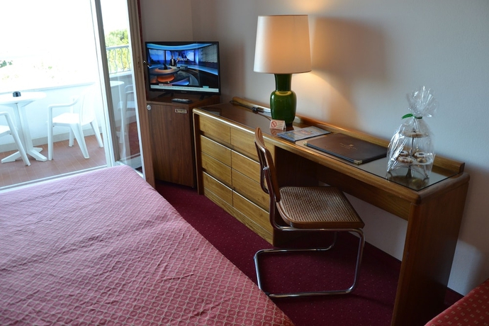Imagen de la habitación del Hotel Park Ravenna. Foto 13