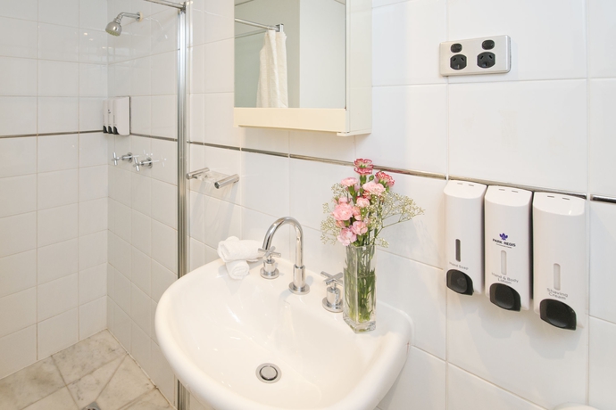 Imagen de la habitación del Hotel Park Regis Concierge Apartments. Foto 4