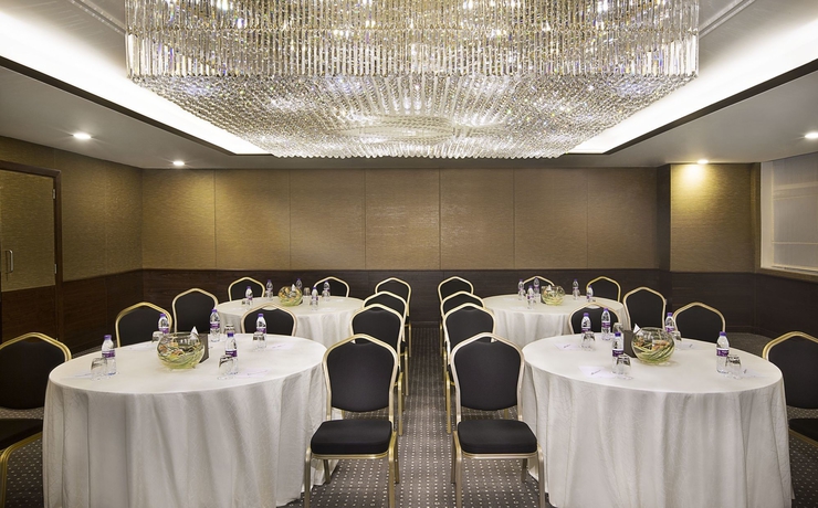 Imagen de los interiores del Hotel Park Regis Kris Kin Dubai. Foto 6