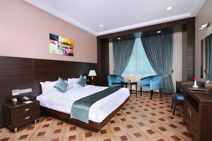 Imagen de la habitación del Hotel Park Regis Lotus. Foto 13