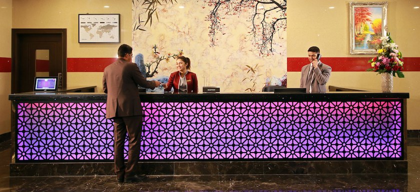 Imagen de los interiores del Hotel Park Regis Lotus. Foto 19
