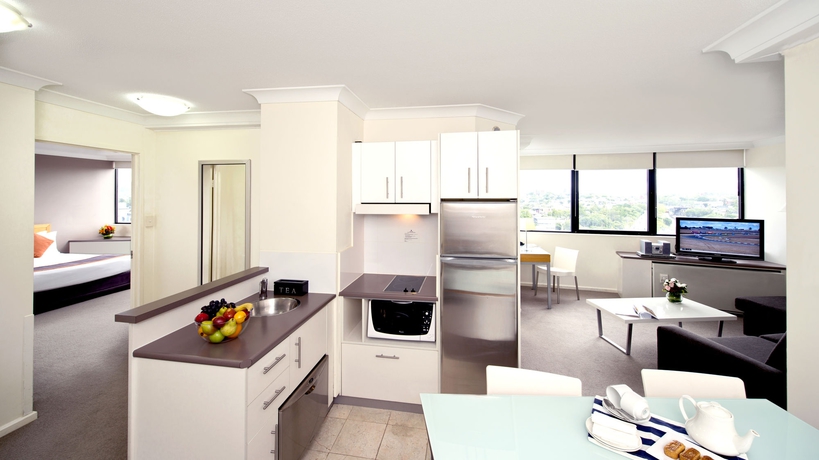 Imagen de los interiores del Hotel Park Regis North Quay. Foto 13