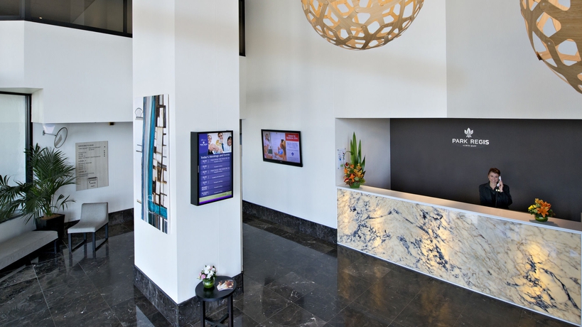 Imagen de los interiores del Hotel Park Regis North Quay. Foto 15