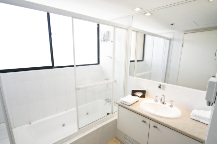 Imagen de la habitación del Hotel Park Regis North Quay. Foto 10