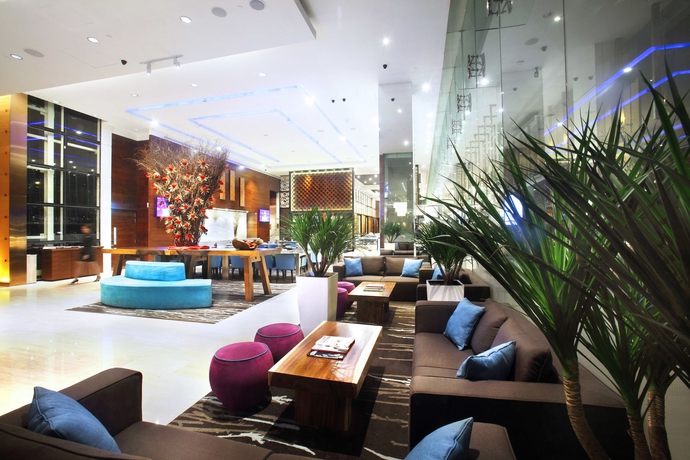 Imagen de los interiores del Hotel Park Regis by Prince Singapore. Foto 16