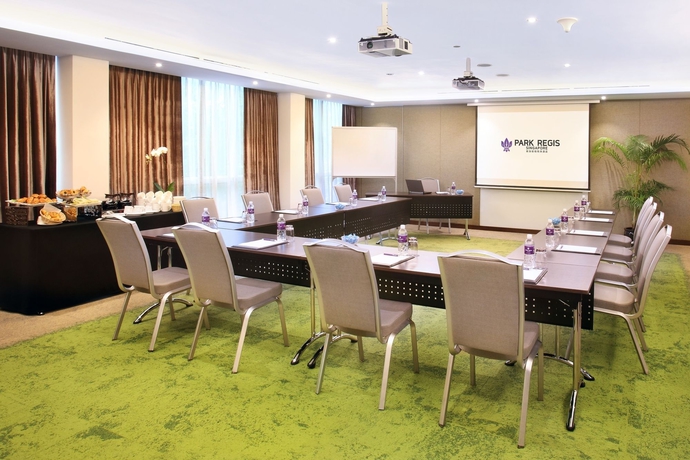 Imagen de los interiores del Hotel Park Regis by Prince Singapore. Foto 19