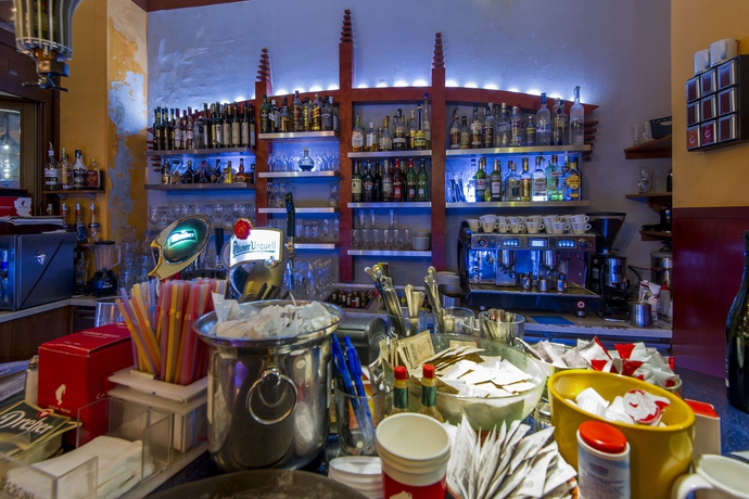 Imagen del bar/restaurante del Hotel Park Residence Budapest. Foto 3