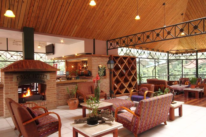 Imagen de los interiores del Hotel Park Resort. Foto 19