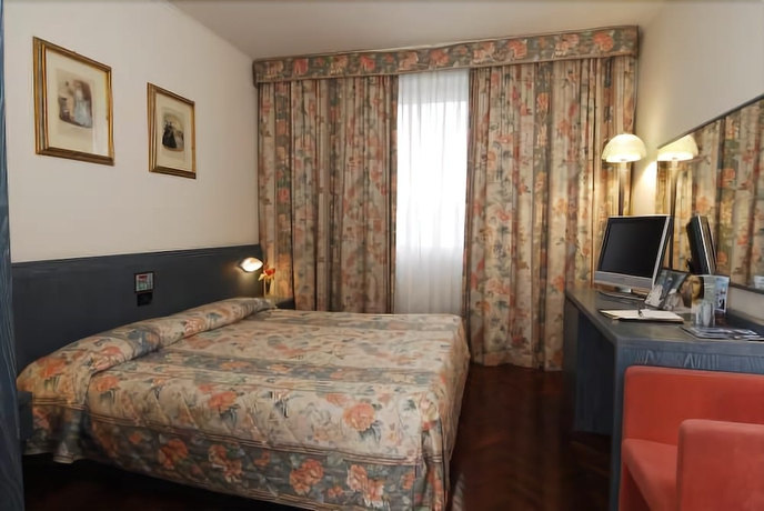 Imagen de la habitación del Hotel Park Ripaverde. Foto 10