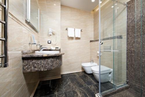 Imagen de la habitación del Hotel Park Rodnik Otel. Foto 8