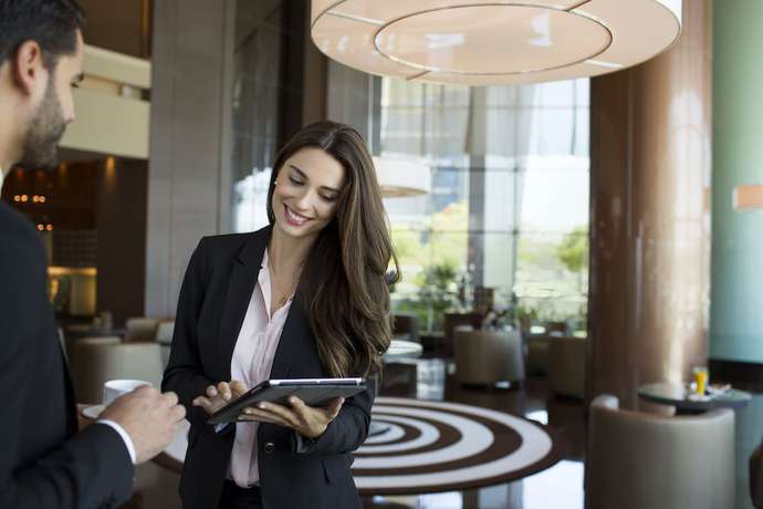 Imagen de los interiores del Hotel Park Rotana. Foto 17