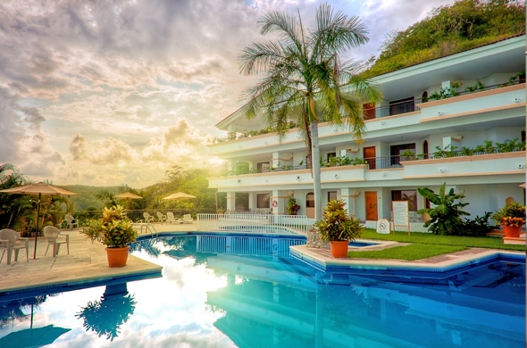 Imagen de la piscina del Hotel Park Royal Beach Huatulco &ndash; All Inclusive. Foto 5