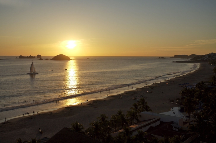 Imagen de los exteriores del Hotel Park Royal Beach Ixtapa - All Inclusive. Foto 3