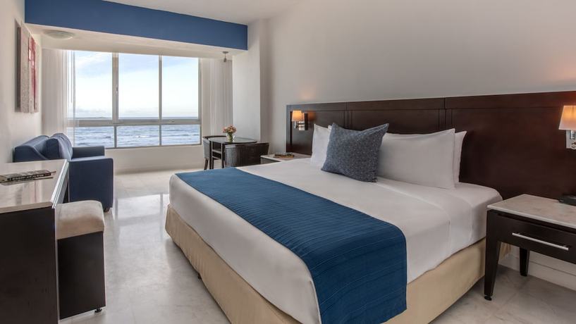 Imagen de la habitación del Hotel Park Royal Beach Mazatlán. Foto 8