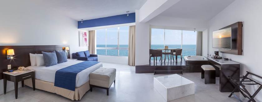 Imagen de la habitación del Hotel Park Royal Beach Mazatlán. Foto 10