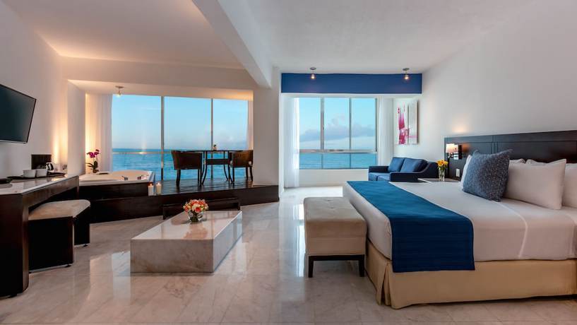 Imagen de la habitación del Hotel Park Royal Beach Mazatlán. Foto 12