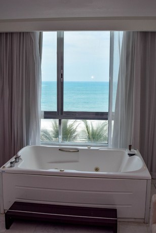 Imagen de la habitación del Hotel Park Royal Beach Mazatlán. Foto 20