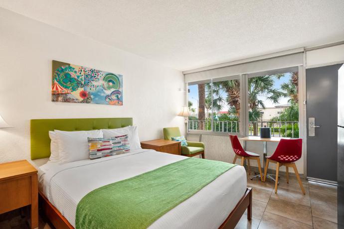 Imagen de la habitación del Hotel Park Royal Orlando. Foto 14