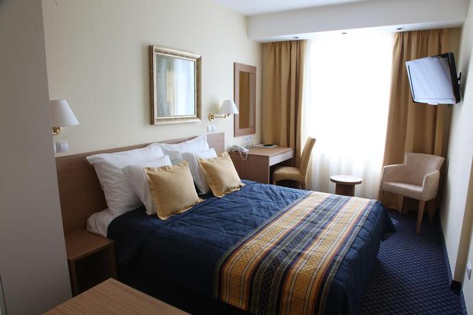 Imagen de la habitación del Hotel Park, Ruma. Foto 9