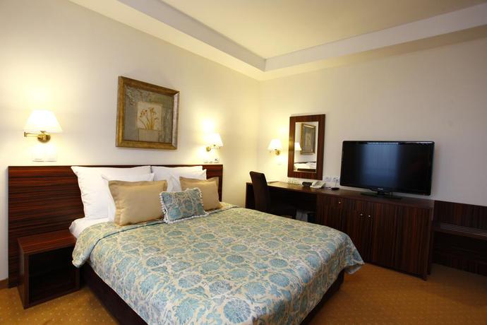 Imagen de la habitación del Hotel Park, Ruma. Foto 11