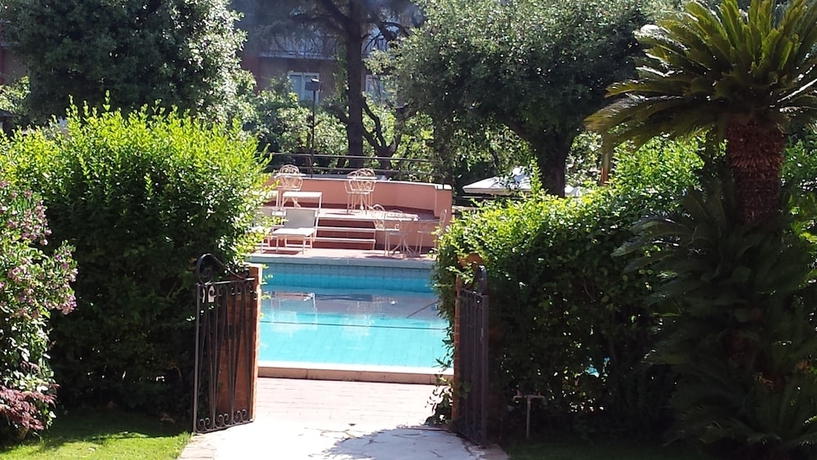 Imagen de la piscina del Hotel Park San Michele. Foto 18