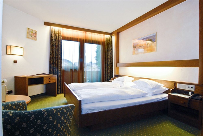 Imagen de la habitación del Hotel Park, Sankt Johann In Tirol. Foto 10