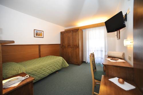 Imagen de la habitación del Hotel Park Sayonara. Foto 16