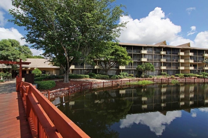 Imagen de los exteriores del Hotel Park Shore Resort. Foto 9
