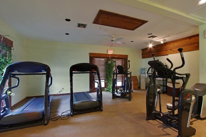 Imagen de los interiores del Hotel Park Shore Resort. Foto 11