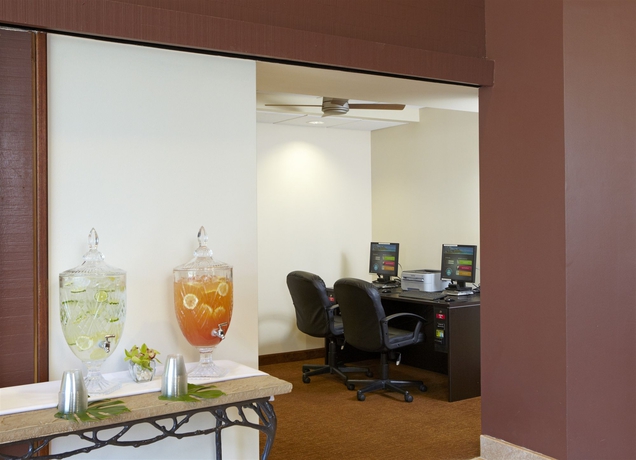 Imagen de los interiores del Hotel Park Shore Waikiki. Foto 5