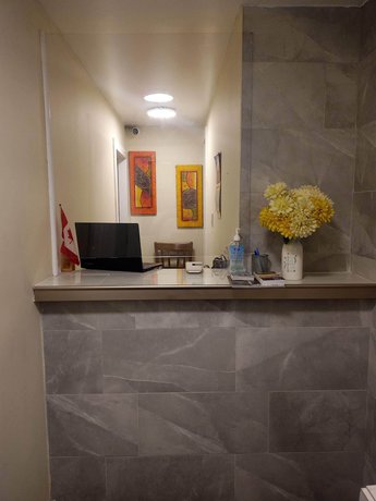 Imagen de los interiores del Hotel Park Side Motel. Foto 19