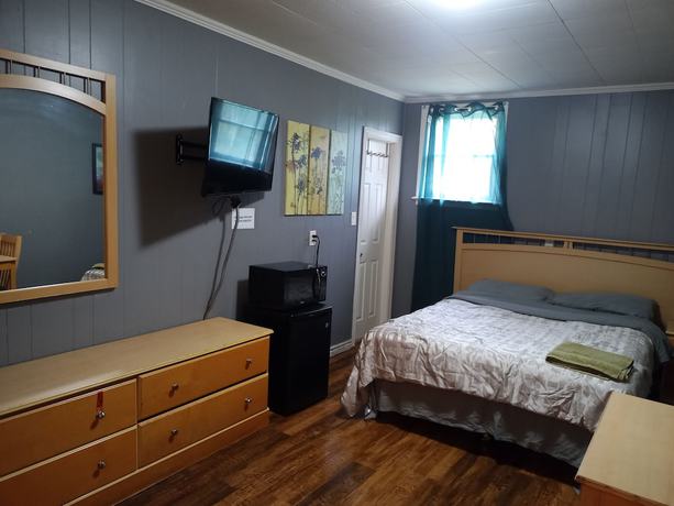 Imagen de la habitación del Hotel Park Side Motel. Foto 17