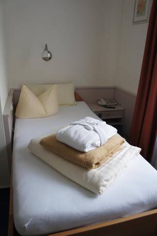 Imagen de la habitación del Hotel Park Sletz Giessen. Foto 3