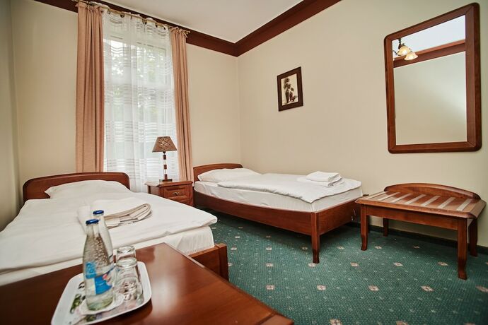 Imagen de la habitación del Hotel Park, Swidnica. Foto 15