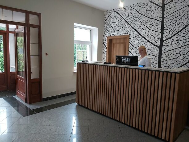 Imagen general del Hotel Park, Swidnica. Foto 3