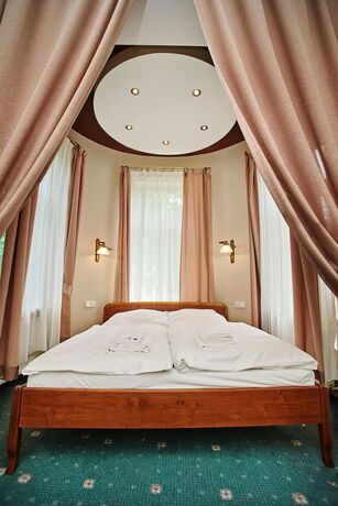 Imagen de la habitación del Hotel Park, Swidnica. Foto 20