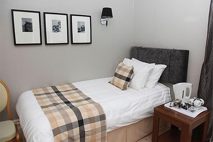 Imagen de la habitación del Hotel Park Tenby. Foto 3