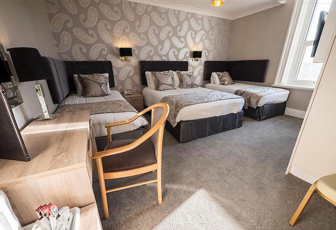 Imagen de la habitación del Hotel Park Tenby. Foto 14