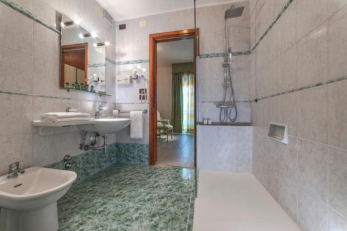 Imagen de la habitación del Hotel Park Terme. Foto 12
