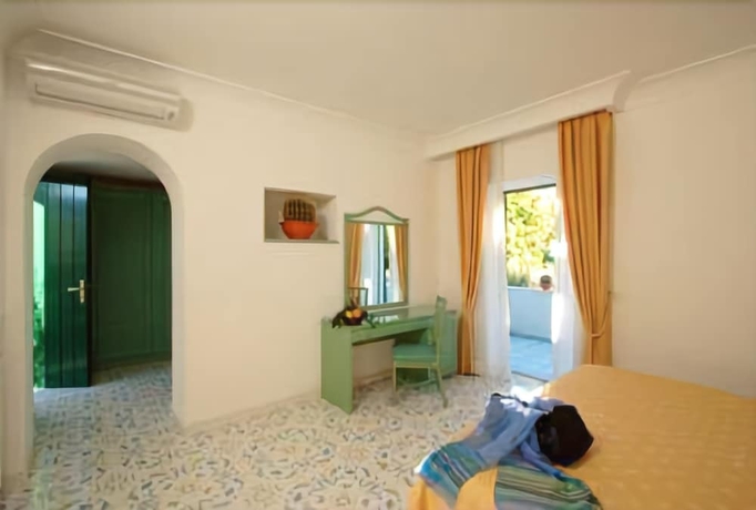 Imagen de la habitación del Hotel Park Terme Mediterraneo. Foto 10