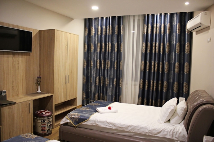 Imagen de la habitación del Hotel Park Tirana. Foto 11