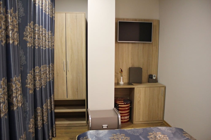 Imagen de la habitación del Hotel Park Tirana. Foto 13