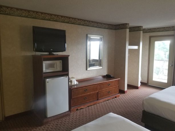 Imagen de la habitación del Hotel Park Tower Inn. Foto 6