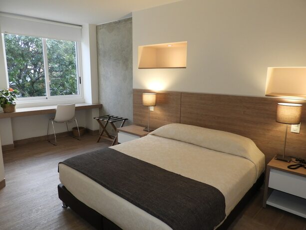 Imagen de la habitación del Hotel Park V & Suites. Foto 27